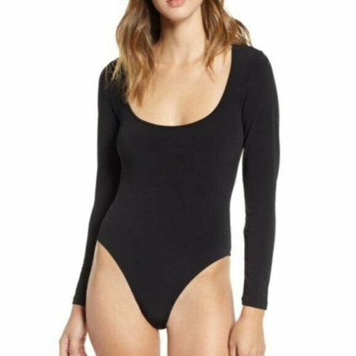 LEITH Double Scoop Long Sleeve Thong Bodysuit In Black size M