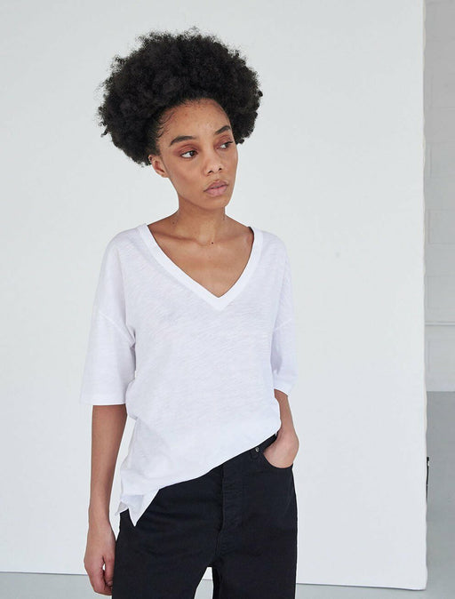 NINETY PERCENT Organic Cotton Slub Jersey V-Neck T-Shirt Size L $188