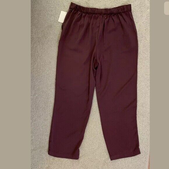 14th & Union Nordstrom women's  Soft Straight Leg Pants size S in burgundy