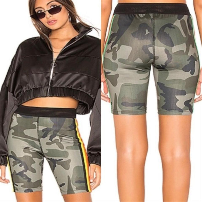 Pam & Gela Excel Rainbow Biker Shorts In Clay Camo Size S