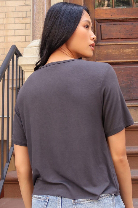 La La Land Women's Motel Graphic Print Gray Slouchy Short Sleeve T-Shirt Size M