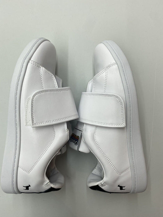 GOATS Mens sneakers Size 9 White Hook And Loop Closure Leather Uppers NWOB