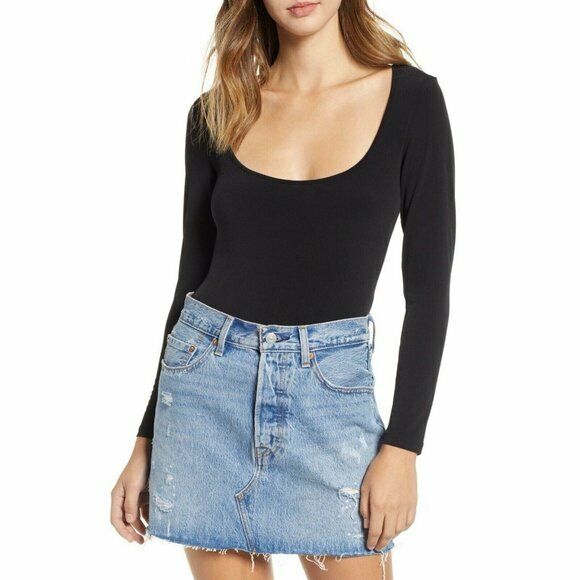 LEITH Double Scoop Long Sleeve Thong Bodysuit In Black size M