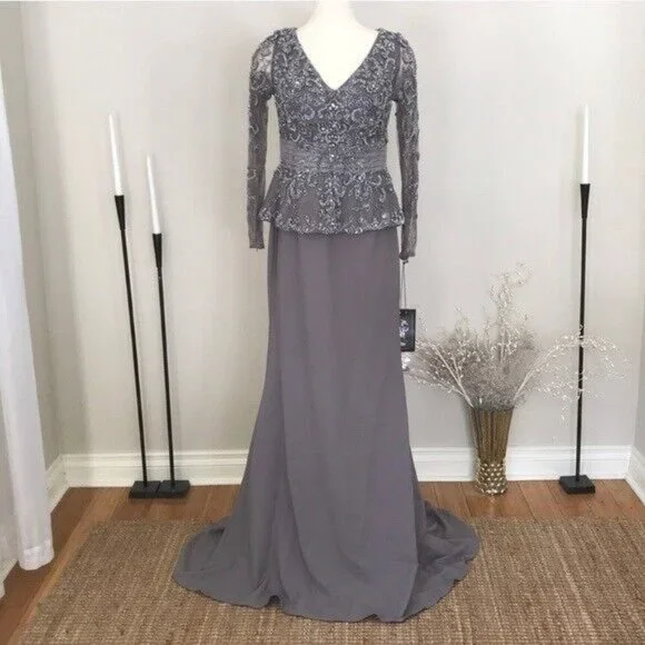 Mac Duggal Women's Beaded Dress Gown dress in charcoal size 2 $798