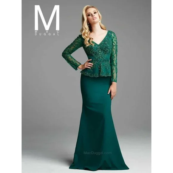 Mac Duggal Women's Beaded Dress Gown dress in charcoal size 2 $798