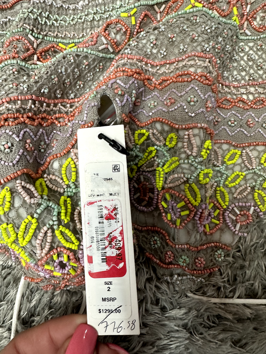 ALICE + OLIVIA $1298 Neon Amina All Over Embroidery Sweetheart Neck Dress 2 US