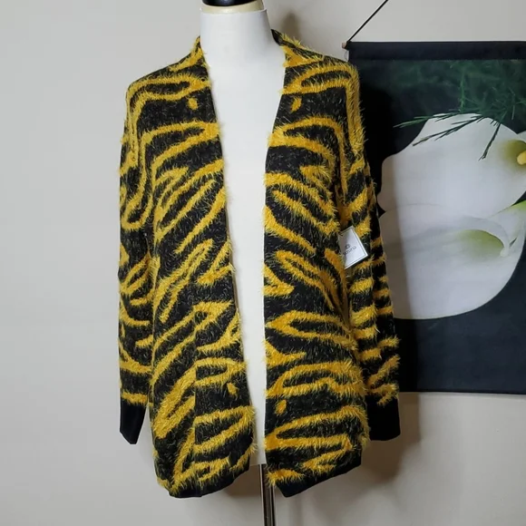 Susina Open-Front Long Cardigan Sweater Fuzzy Cozy Soft Tiger Print Size S