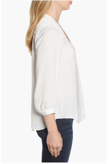 Vince Camuto Women's Rumple Fabric Blouse In New Ivory Size L