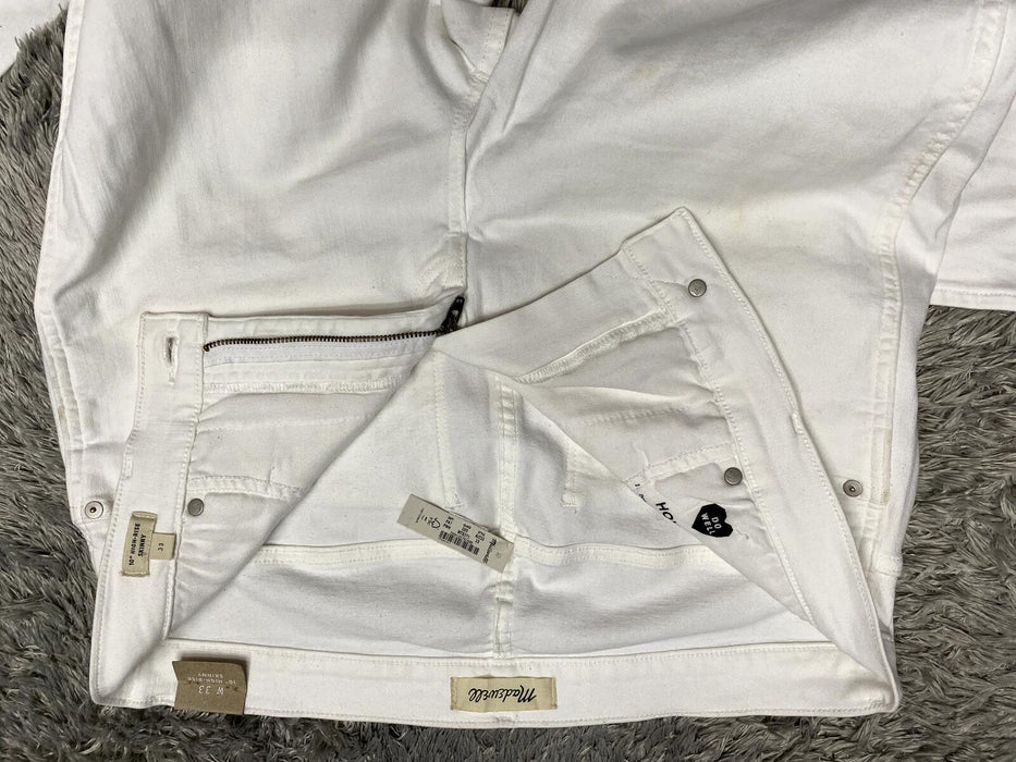 New Madewell Size 33 -  women's 10’’ High-Rise Skinny White Jeans AJ233 ( Stain)